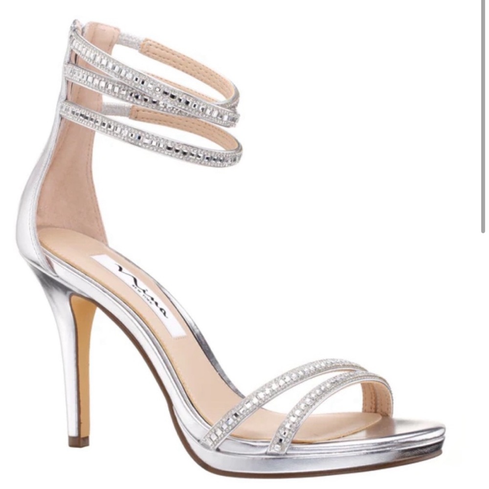 Nina brand new size 10m